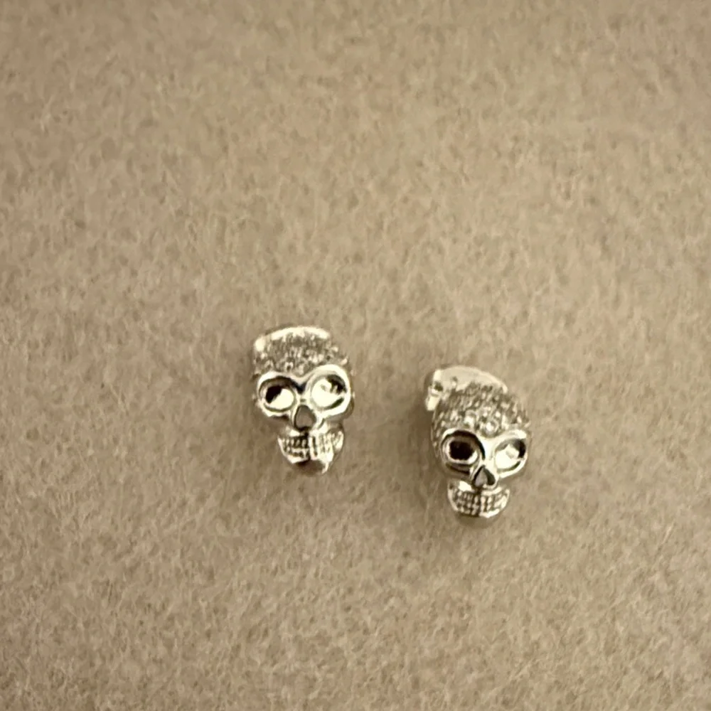 Edgy Silver Cubic zirconia Mini Skulls heads Gold plated Stud Earrings